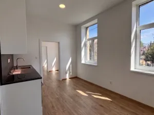 Pronájem bytu 2+1, Krnov, 50 m2