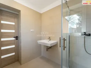 Prodej rodinného domu, Zakřany, 234 m2