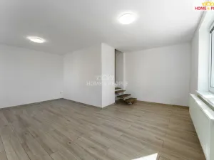 Prodej rodinného domu, Zakřany, 234 m2
