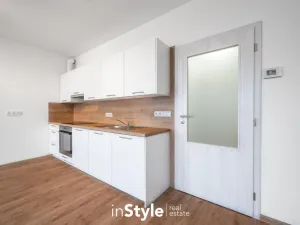 Pronájem bytu 1+kk, Uherské Hradiště, Zahrádky, 37 m2