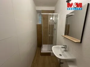 Pronájem bytu 2+kk, Ústí nad Labem - Ústí nad Labem-centrum, Bělehradská, 34 m2