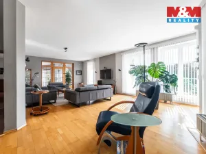 Prodej rodinného domu, Žlutava, 279 m2