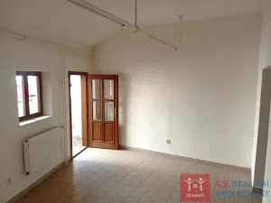 Pronájem obchodního prostoru, Znojmo, Vídeňská třída, 46 m2