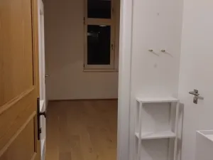 Pronájem bytu 1+kk, Praha - Smíchov, Strakonická, 30 m2