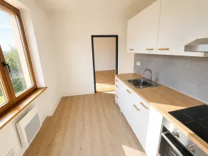 Pronájem bytu 3+1, Průhonice, Školní, 65 m2