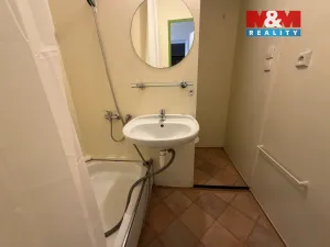 Pronájem bytu 1+1, Pardubice - Polabiny, Lonkova, 47 m2