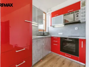 Pronájem bytu 1+kk, Praha - Břevnov, Zúžená, 37 m2
