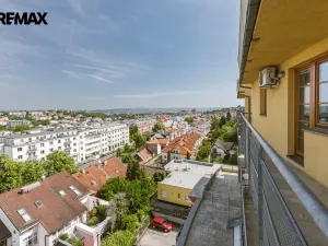 Pronájem bytu 1+kk, Praha - Břevnov, Zúžená, 37 m2