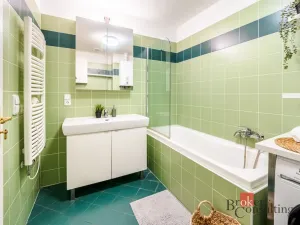 Prodej bytu 2+kk, Praha - Holešovice, Dobrovského, 85 m2