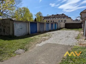 Pronájem garáže, Hradec Králové, U Kavalíru, 17 m2