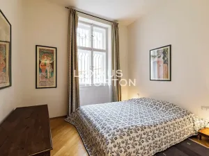 Pronájem bytu 3+1, Praha - Nové Město, Odborů, 81 m2