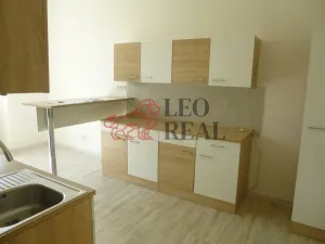 Pronájem bytu 2+1, Děčín - Děčín IV-Podmokly, Čs. legií, 72 m2