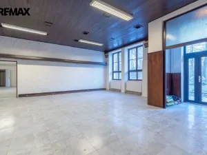 Pronájem obchodního prostoru, Hronov, Nádražní, 356 m2