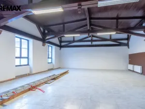 Pronájem obchodního prostoru, Hronov, Nádražní, 356 m2