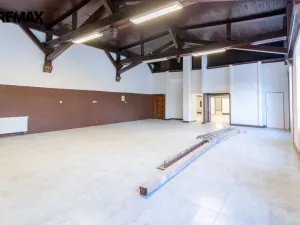 Pronájem obchodního prostoru, Hronov, Nádražní, 356 m2