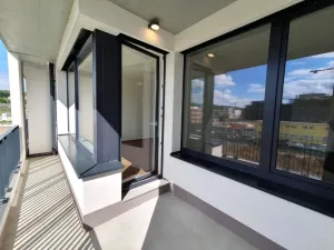 Pronájem bytu 2+kk, Praha, Smržových, 61 m2