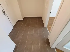 Pronájem bytu 2+kk, Praha, Smržových, 61 m2