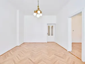 Pronájem bytu 3+1, Praha - Malá Strana, Karmelitská, 95 m2