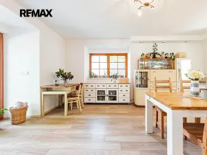 Prodej rodinného domu, Zbiroh, 180 m2