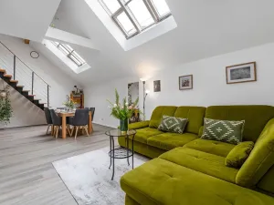 Prodej bytu 1+kk, Praha - Karlín, Peckova, 77 m2