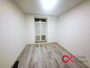 Pronájem bytu 1+kk, Milovice - Mladá, Slepá, 28 m2