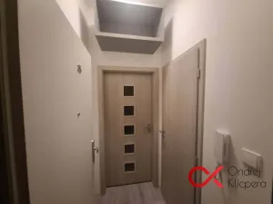 Pronájem bytu 1+kk, Milovice - Mladá, Slepá, 28 m2