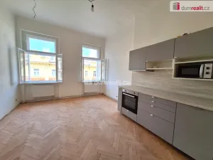 Pronájem bytu 3+kk, Praha, Chodská, 82 m2