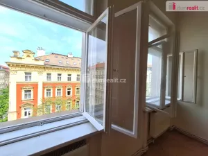 Pronájem bytu 3+kk, Praha, Chodská, 82 m2