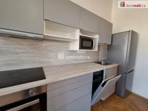 Pronájem bytu 3+kk, Praha, Chodská, 82 m2