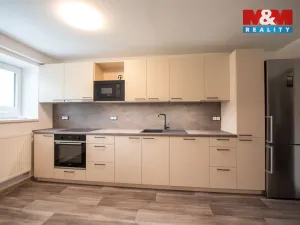 Pronájem bytu 2+1, Hradec Králové - Věkoše, Lomená, 58 m2