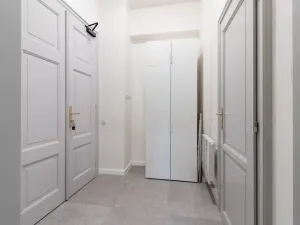 Pronájem bytu 2+1, Praha - Karlín, Sokolovská, 75 m2