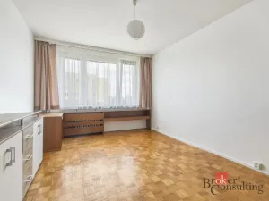 Pronájem bytu 1+kk, Praha - Braník, Nad lesním divadlem, 28 m2