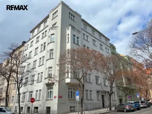 Pronájem bytu 2+kk, Praha - Vinohrady, U Kanálky, 60 m2