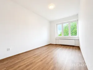 Pronájem bytu 4+kk, Hradec Králové, Vrchlického, 96 m2