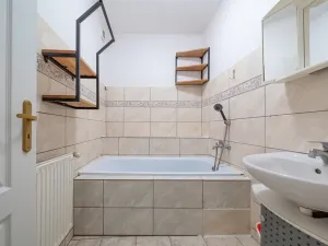 Prodej bytu 3+1, Olomouc, Chválkovická, 92 m2
