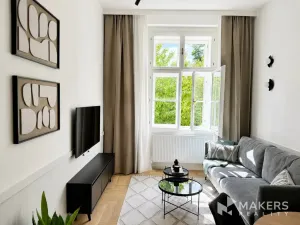 Pronájem bytu 2+kk, Praha - Karlín, Karlínské náměstí, 42 m2
