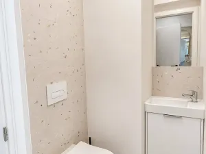 Pronájem bytu 2+kk, Praha - Karlín, Karlínské náměstí, 42 m2