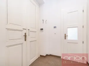 Prodej bytu 3+kk, Praha - Staré Město, Křižovnická, 71 m2