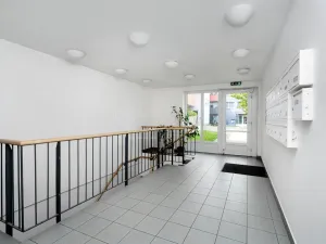 Pronájem bytu 1+kk, Praha, Herlíkovická, 31 m2