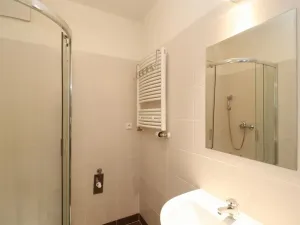 Pronájem bytu 2+kk, Praha - Hloubětín, Nademlejnská, 41 m2