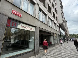 Pronájem obchodního prostoru, Praha - Staré Město, Revoluční, 70 m2