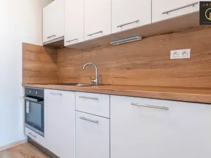 Prodej bytu 2+kk, Praha - Kobylisy, Slancova, 47 m2