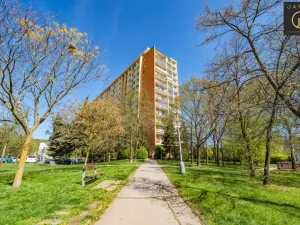 Prodej bytu 2+kk, Praha - Kobylisy, Slancova, 47 m2