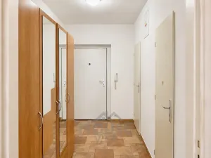 Prodej bytu 2+kk, Praha - Letňany, Bechlínská, 51 m2