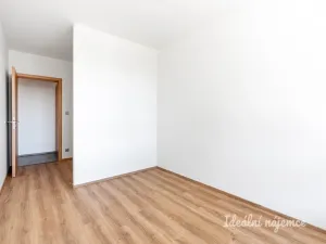 Pronájem bytu 3+kk, Praha - Dolní Měcholupy, Honzíkova, 67 m2