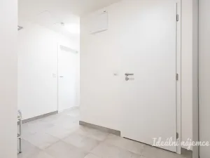 Pronájem bytu 2+kk, Praha - Strašnice, Strančická, 49 m2