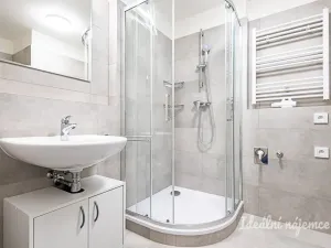 Pronájem bytu 2+kk, Praha - Strašnice, Strančická, 49 m2