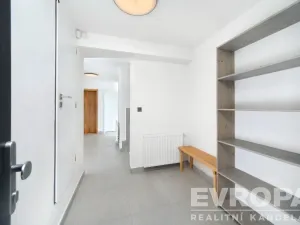 Pronájem bytu 1+kk, Vrchlabí, Valteřická, 30 m2