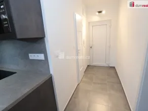 Prodej bytu 1+1, Chodov, Luční, 36 m2