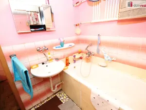 Prodej rodinného domu, Chlum Svaté Maří, Zahradní, 160 m2